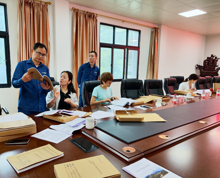 專家組檢查檔案  李清元 攝_副本.jpg