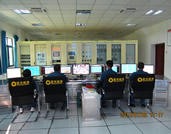 2014年7月2日蓋下壩電站中控室_